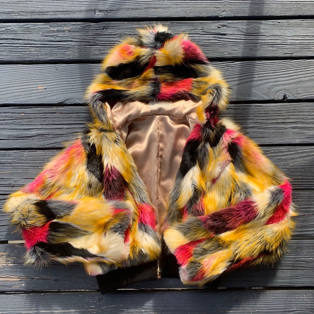 Spirithoods Monarch Crop ♥️